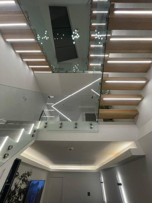 Pinnacle House * Londra